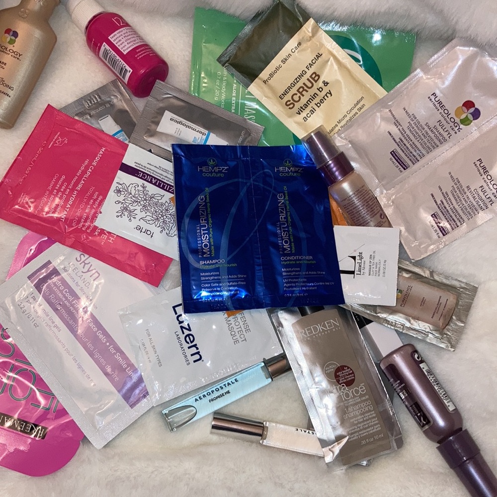 Mystery Sample Suprise - free w/ bundle